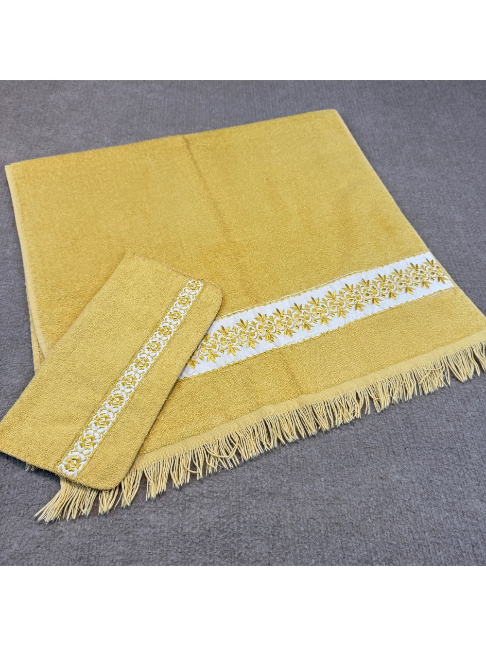 Vintage Royal Family Cannon Mustard Bath Towel and Hand Towel Set Floral Trim